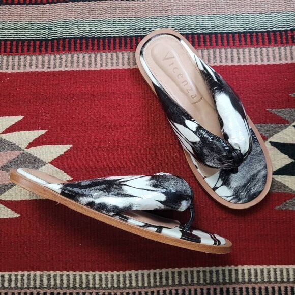 Anthropologie Vicenza‎ Alexia Puffy Flip-Flop Sandals Sz 6 Tie-Dye Leather Soles - Picture 1 of 6